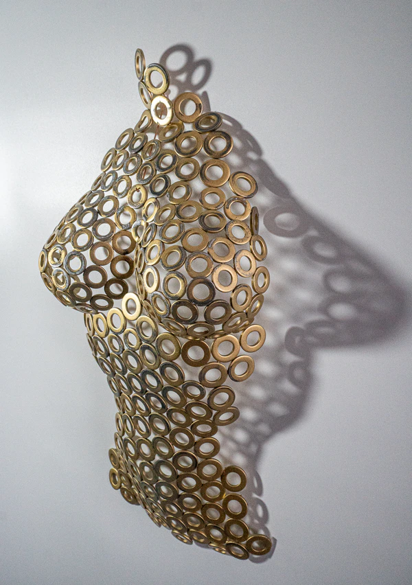 gold torso wall-32_wynik