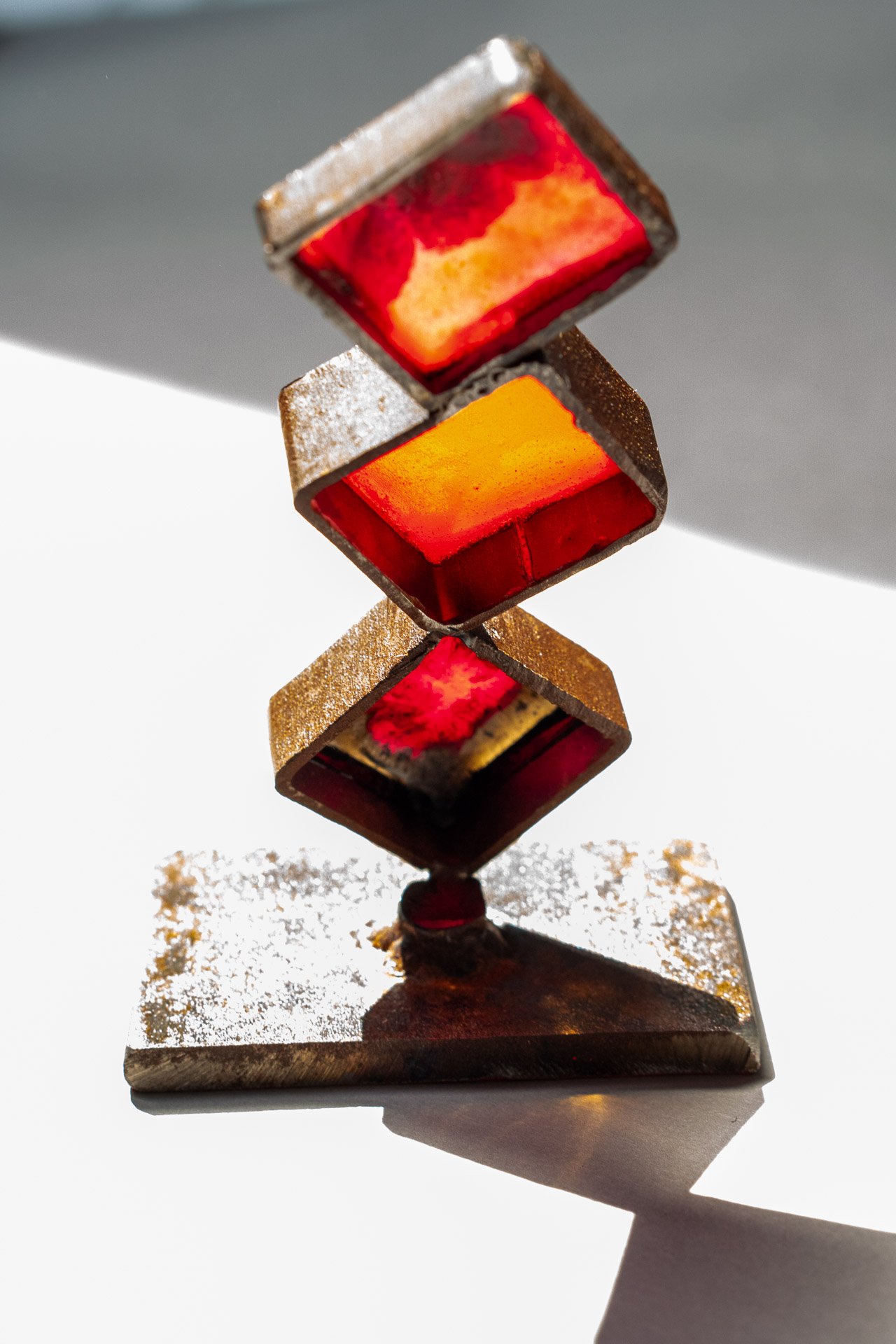 Small Sculptural Object | Abstract Desk Decoration | Raw Metal Geometry Composition - obrazek 2